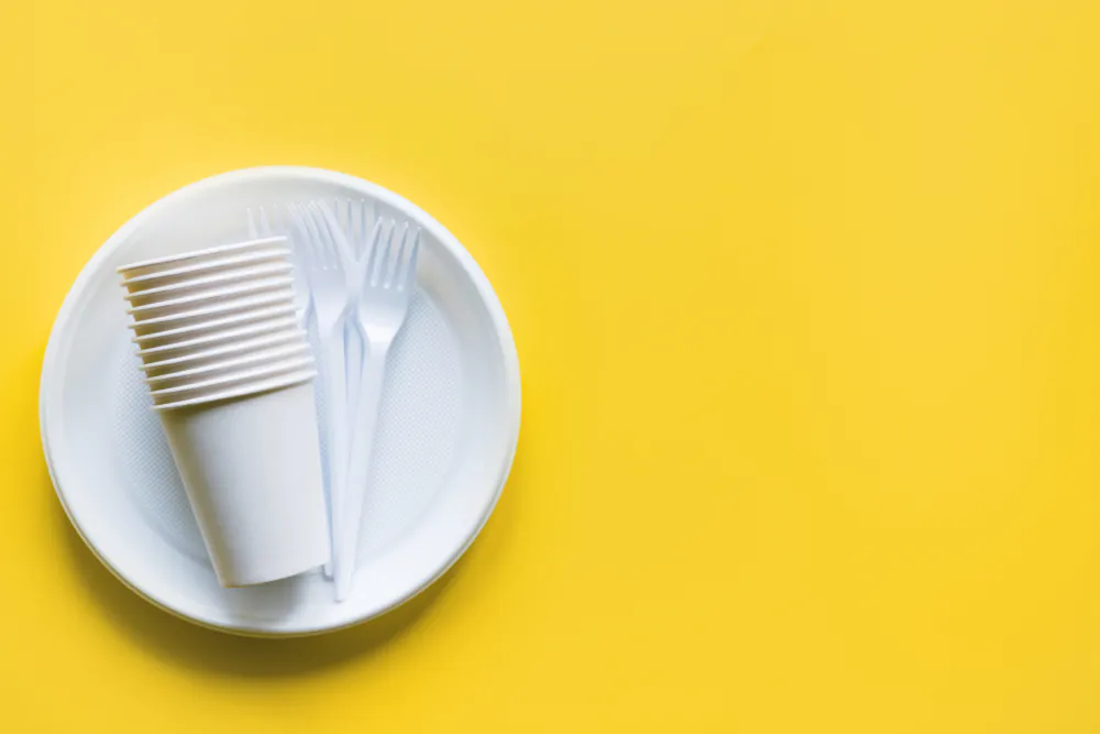 You are currently viewing Czym jest Bisfenol A (BPA) i dlaczego powinniśmy go unikać?